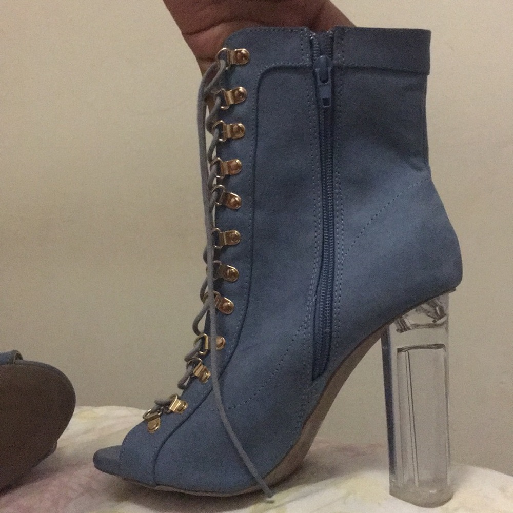 Fashion Nova boots